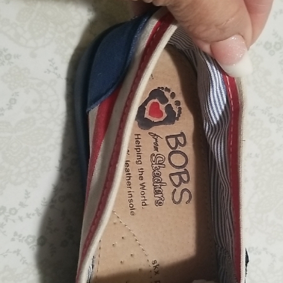 BOBS from Skechers Women' s Red/white/blue Slip On Shoes 9 - Picture 4 of 7
